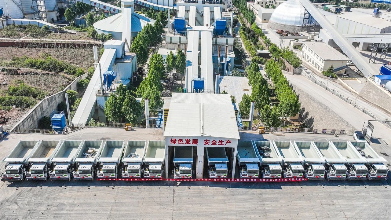 智啟新章！宇通新能源礦卡批量交付春江生態(tài)礦山