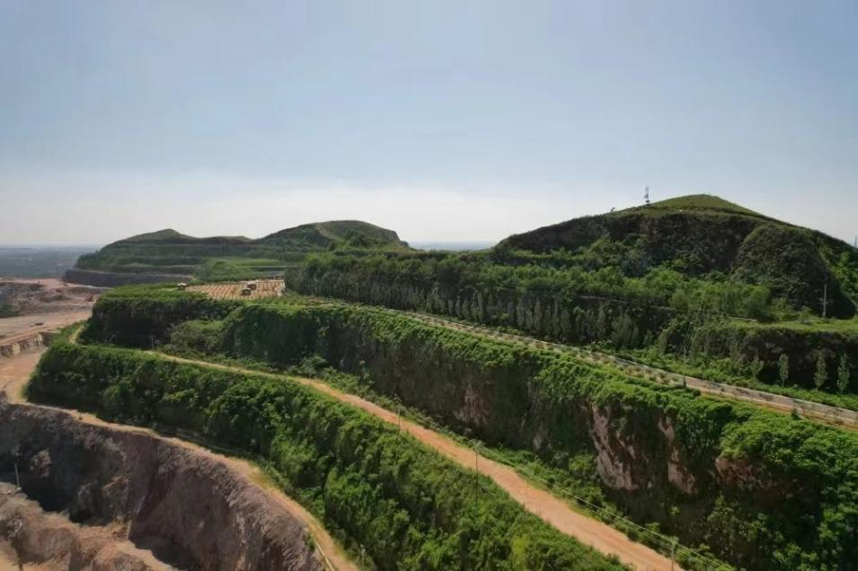 深度交流，強強聯(lián)合 | 宇通礦卡攜手三友礦山共商綠色轉(zhuǎn)型發(fā)展之道