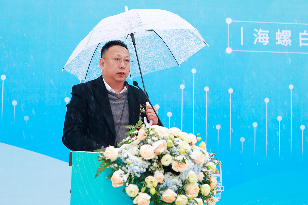 攜手海螺集團！宇通新能源無人駕駛礦卡正式批量啟用